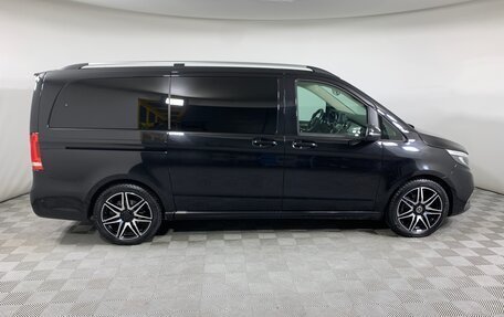 Mercedes-Benz V-Класс, 2019 год, 6 350 000 рублей, 4 фотография