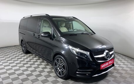 Mercedes-Benz V-Класс, 2019 год, 6 350 000 рублей, 3 фотография