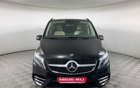 Mercedes-Benz V-Класс, 2019 год, 6 350 000 рублей, 2 фотография