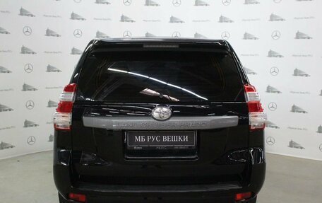 Toyota Land Cruiser Prado 150 рестайлинг 2, 2015 год, 3 800 000 рублей, 8 фотография