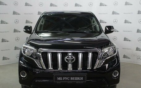 Toyota Land Cruiser Prado 150 рестайлинг 2, 2015 год, 3 800 000 рублей, 2 фотография