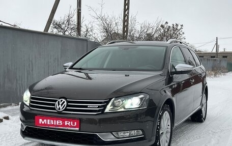 Volkswagen Passat B7, 2013 год, 1 980 000 рублей, 1 фотография