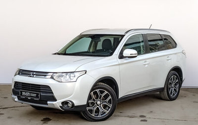 Mitsubishi Outlander III рестайлинг 3, 2014 год, 1 895 000 рублей, 1 фотография