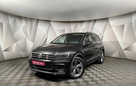 Volkswagen Tiguan II, 2018 год, 3 047 000 рублей, 1 фотография