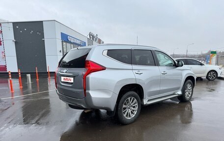 Mitsubishi Pajero Sport III рестайлинг, 2019 год, 2 900 000 рублей, 7 фотография