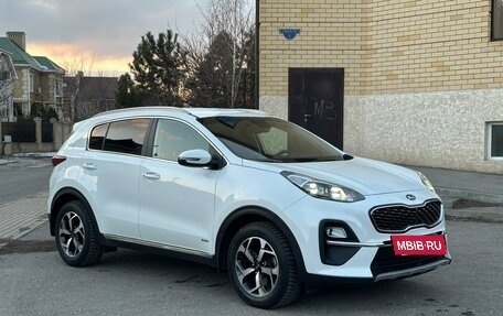 KIA Sportage IV рестайлинг, 2020 год, 2 680 000 рублей, 3 фотография