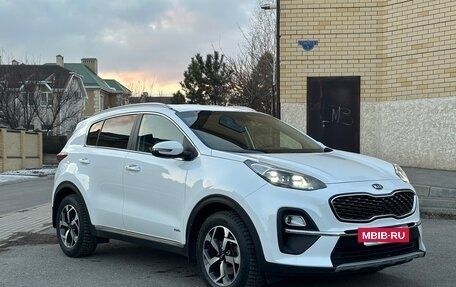 KIA Sportage IV рестайлинг, 2020 год, 2 680 000 рублей, 4 фотография