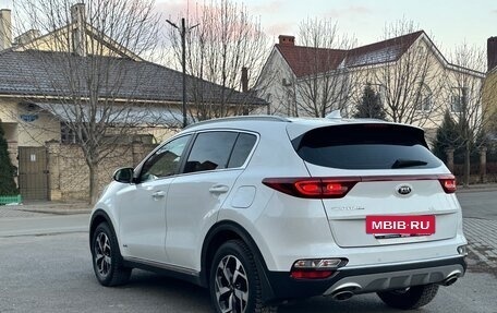 KIA Sportage IV рестайлинг, 2020 год, 2 680 000 рублей, 10 фотография