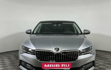 Skoda Superb III рестайлинг, 2024 год, 4 500 000 рублей, 2 фотография