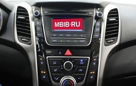 Hyundai i30 II рестайлинг, 2015 год, 1 045 000 рублей, 16 фотография