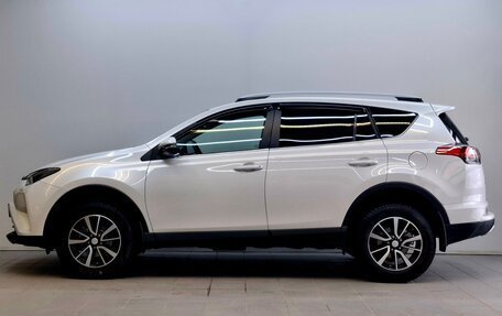 Toyota RAV4, 2019 год, 3 350 000 рублей, 8 фотография