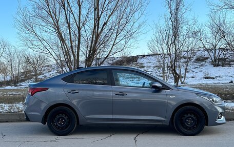 Hyundai Solaris II рестайлинг, 2018 год, 6 фотография