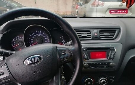 KIA Rio III рестайлинг, 2015 год, 590 000 рублей, 5 фотография