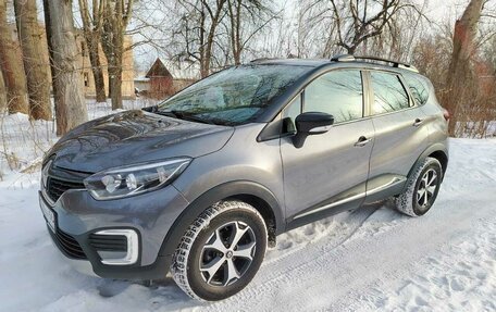 Renault Kaptur I рестайлинг, 2018 год, 1 400 000 рублей, 9 фотография