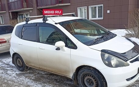 Honda Fit III, 2003 год, 445 000 рублей, 2 фотография