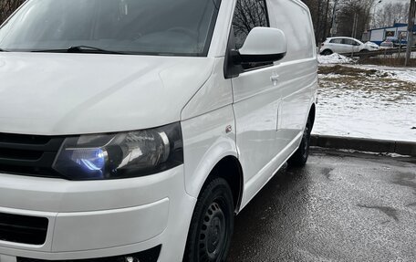 Volkswagen Transporter T5 рестайлинг, 2010 год, 1 650 000 рублей, 1 фотография