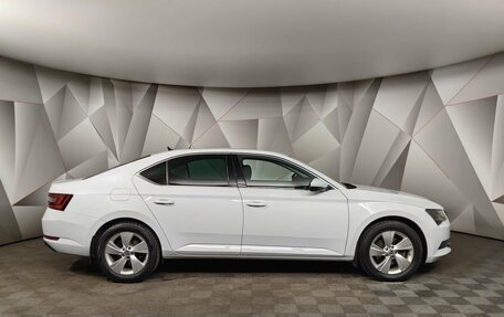 Skoda Superb III рестайлинг, 2019 год, 2 843 000 рублей, 6 фотография