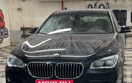 BMW 7 серия, 2014 год, 3 650 000 рублей, 3 фотография