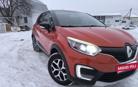 Renault Kaptur I рестайлинг, 2016 год, 1 199 999 рублей, 2 фотография