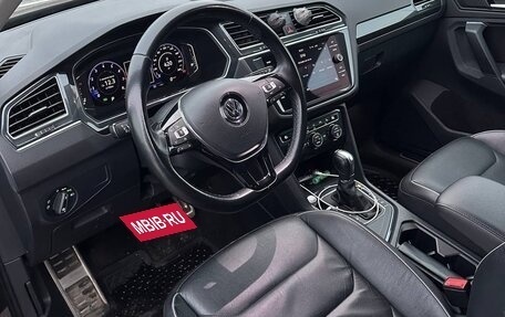 Volkswagen Tiguan II, 2018 год, 2 800 000 рублей, 6 фотография