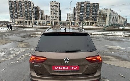 Volkswagen Tiguan II, 2018 год, 2 800 000 рублей, 2 фотография