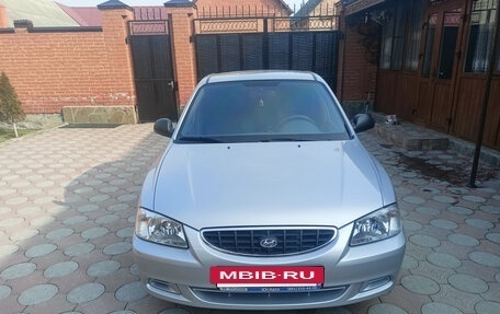 Hyundai Accent II, 2005 год, 780 000 рублей, 2 фотография