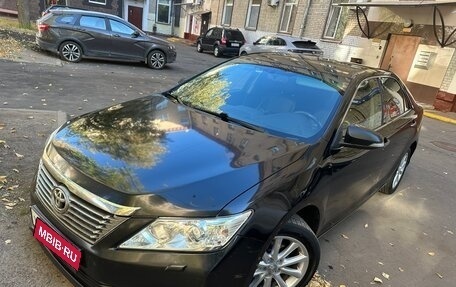 Toyota Camry, 2011 год, 1 630 000 рублей, 2 фотография