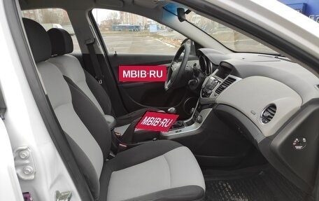 Chevrolet Cruze II, 2012 год, 749 000 рублей, 4 фотография