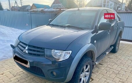 Mitsubishi L200 IV рестайлинг, 2012 год, 1 499 999 рублей, 3 фотография