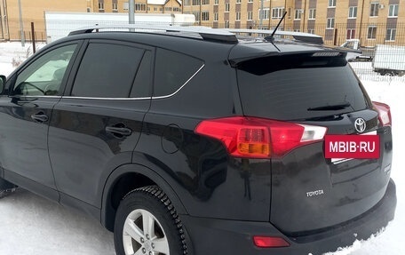 Toyota RAV4, 2013 год, 1 945 000 рублей, 6 фотография