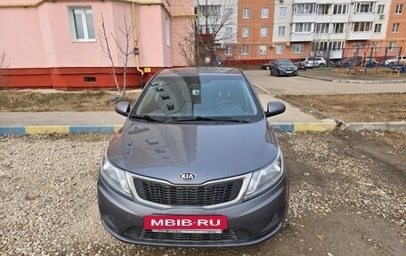 KIA Rio III рестайлинг, 2013 год, 835 000 рублей, 13 фотография