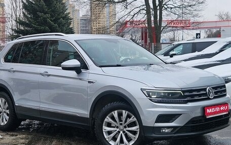 Volkswagen Tiguan II, 2017 год, 1 929 000 рублей, 1 фотография