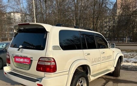 Toyota Land Cruiser 100 рестайлинг 2, 1998 год, 2 500 000 рублей, 16 фотография