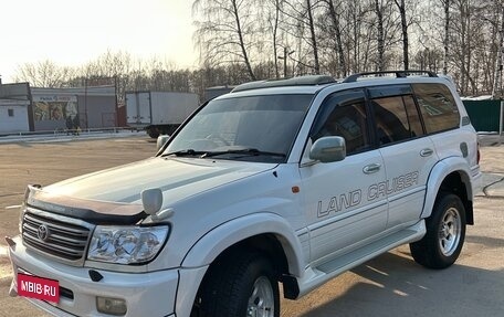 Toyota Land Cruiser 100 рестайлинг 2, 1998 год, 2 500 000 рублей, 11 фотография