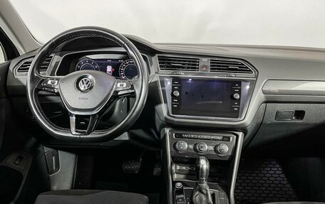 Volkswagen Tiguan II, 2018 год, 2 498 000 рублей, 12 фотография