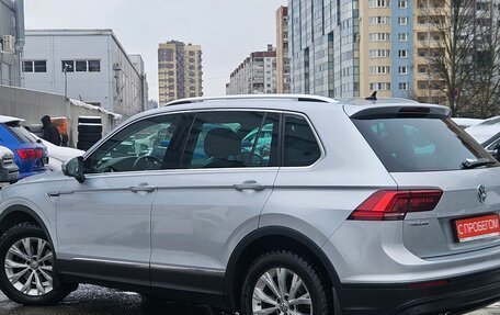 Volkswagen Tiguan II, 2017 год, 1 929 000 рублей, 4 фотография