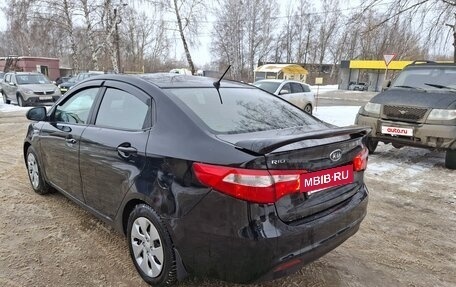 KIA Rio III рестайлинг, 2011 год, 460 000 рублей, 3 фотография