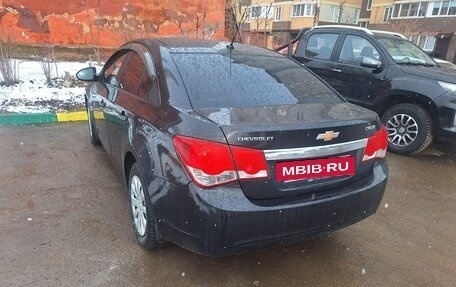 Chevrolet Cruze II, 2011 год, 710 000 рублей, 4 фотография