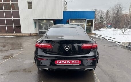 Mercedes-Benz E-Класс, 2018 год, 3 890 000 рублей, 8 фотография