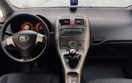 Toyota Auris II, 2008 год, 900 000 рублей, 2 фотография