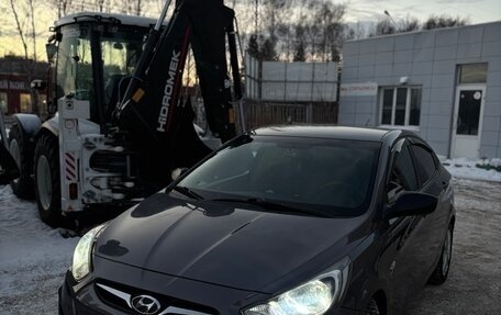 Hyundai Solaris II рестайлинг, 2011 год, 899 000 рублей, 3 фотография