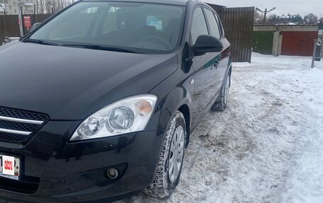 KIA cee'd I рестайлинг, 2009 год, 899 000 рублей, 2 фотография