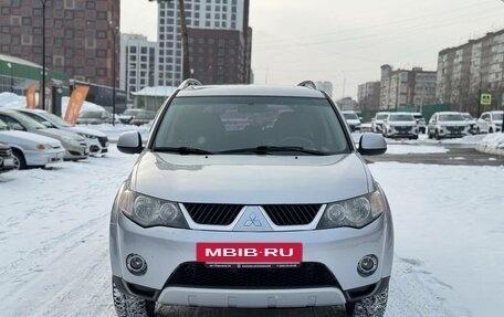 Mitsubishi Outlander III рестайлинг 3, 2008 год, 995 000 рублей, 2 фотография