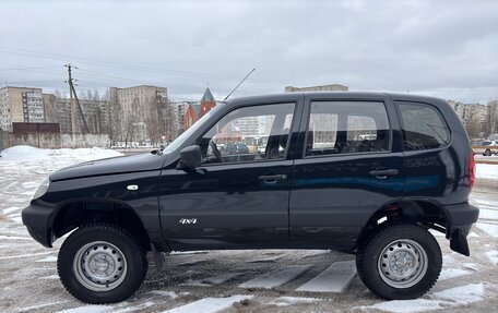 Chevrolet Niva I рестайлинг, 2004 год, 330 000 рублей, 3 фотография