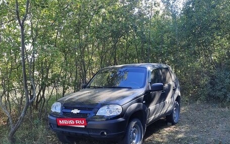 Chevrolet Niva I рестайлинг, 2013 год, 650 000 рублей, 2 фотография