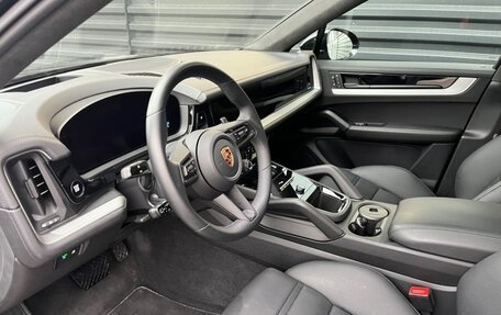 Porsche Cayenne III, 2024 год, 15 900 000 рублей, 16 фотография