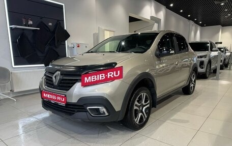 Renault Logan II, 2018 год, 975 000 рублей, 1 фотография