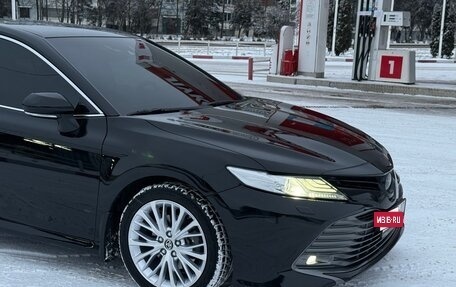 Toyota Camry, 2021 год, 3 000 000 рублей, 10 фотография