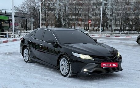 Toyota Camry, 2021 год, 3 000 000 рублей, 3 фотография