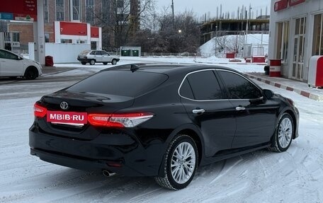 Toyota Camry, 2021 год, 3 000 000 рублей, 5 фотография